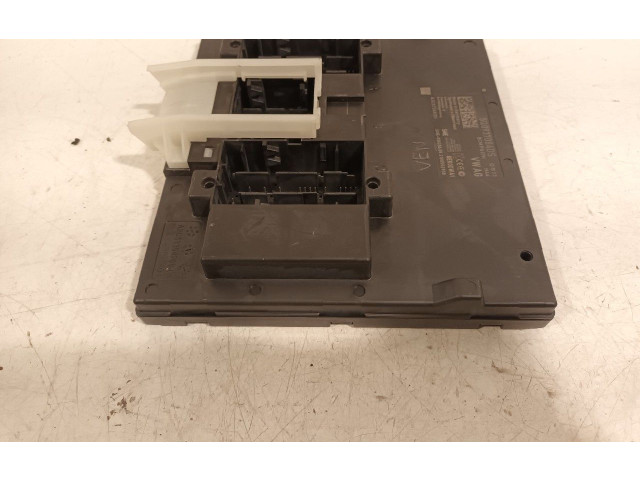 Блок комфорта 5Q0937084DS Skoda Karoq