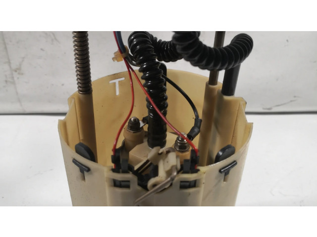 Насос топлива (в топливном баке)