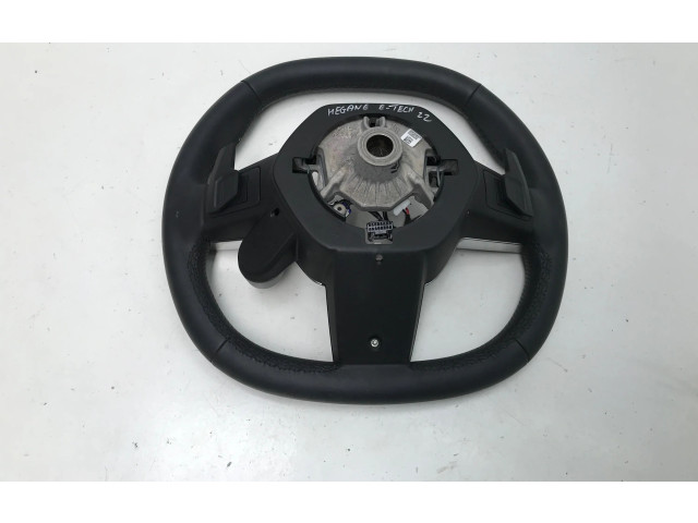 Volant Renault Megane E-Tech 2022 484003850R, 653098200