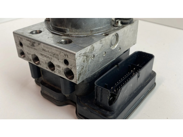 Блок АБС 6700352860 Maserati Levante 2017- года