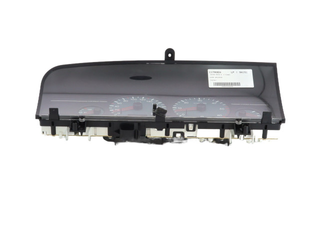 Панель приборов Citroen Xantia