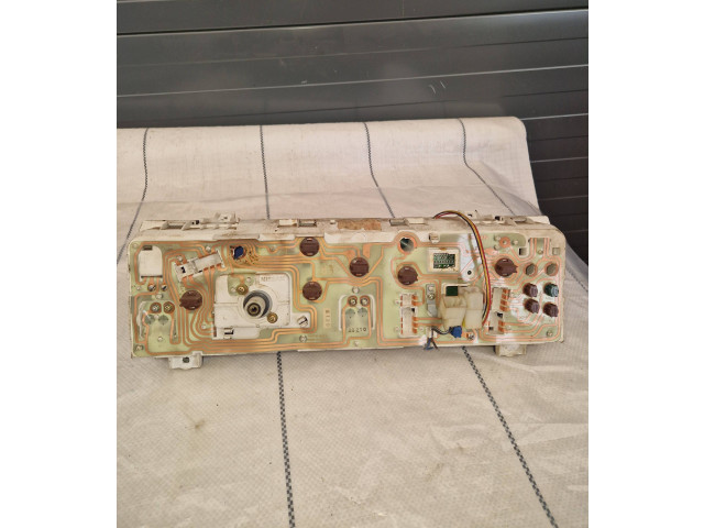 Přístrojová deska  Nissan Terrano 1999   