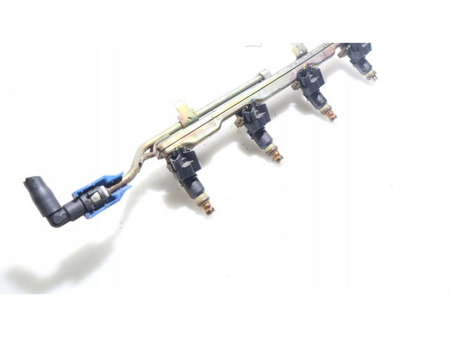 Топливная рампа    Honda Accord  