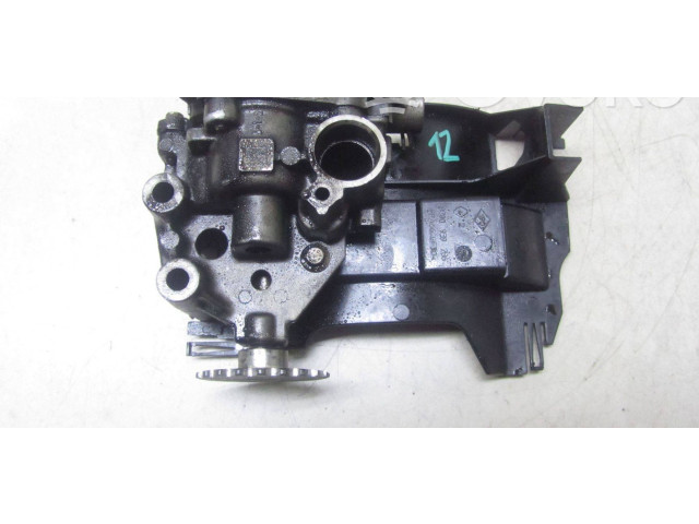 Масляный насос  M9RE780 8200345757  Renault Trafic II (X83) 