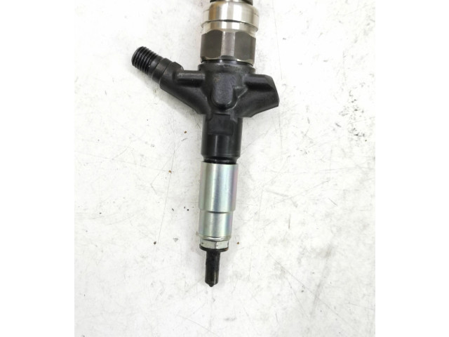 Форсунка 16613AA030, 02M02681    Subaru Outback   