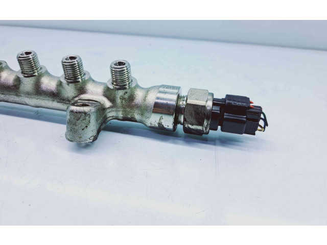 Топливная рампа OEM Mazda 3 I