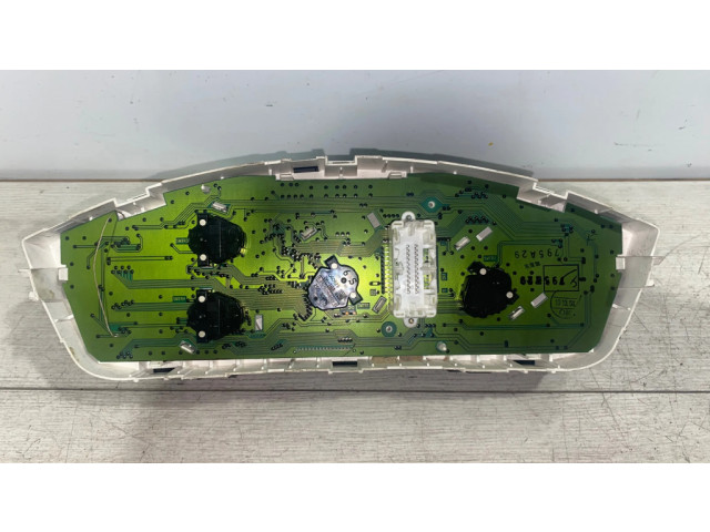 Панель приборов MN121292, 69778420A Mitsubishi Endeavor