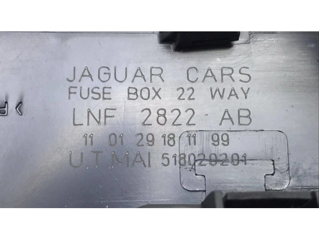 Блок предохранителей LNF2822AB, 518020201 Jaguar XJ X308