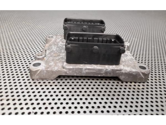 Блок управления двигателя 1039S03340, ME73H4F022 Fiat Idea