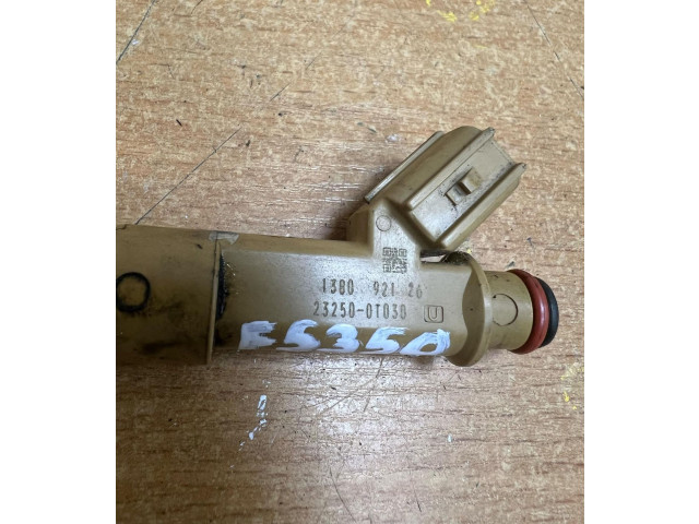 Vstřikovač 232500T030, F5350 Toyota Avensis T270