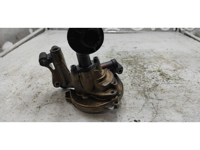 Масляный насос Skoda Yeti (5L)