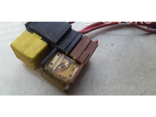 Блок предохранителей 8200051112, 8200051112 Renault Clio II