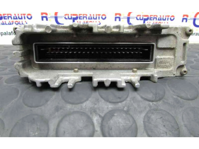 Řídící jednotka 032906030AJ   Skoda Felicia I 