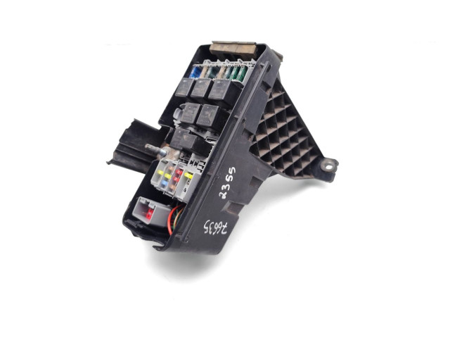 Блок предохранителей 30728132   Volvo XC90    