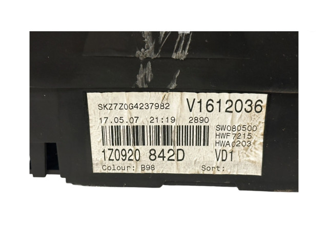 Панель приборов 1Z0920842D, V1612036 Skoda Octavia Mk2 (1Z)