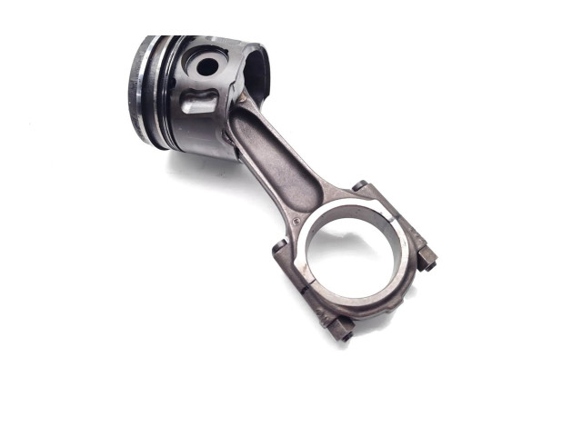 Поршень с шатуном RHR   Peugeot 407