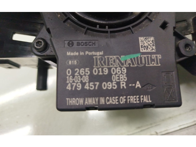 Подушка безопасности водителя    Renault Trafic III (X82)