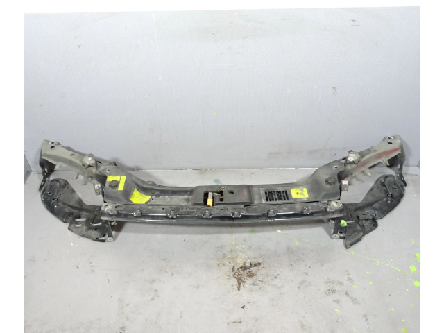 Комплект радиатора    Volvo  C30  2007 - 2010 года