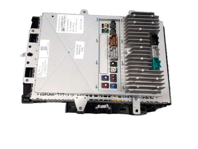 Дисплей 109805000F Tesla Model S