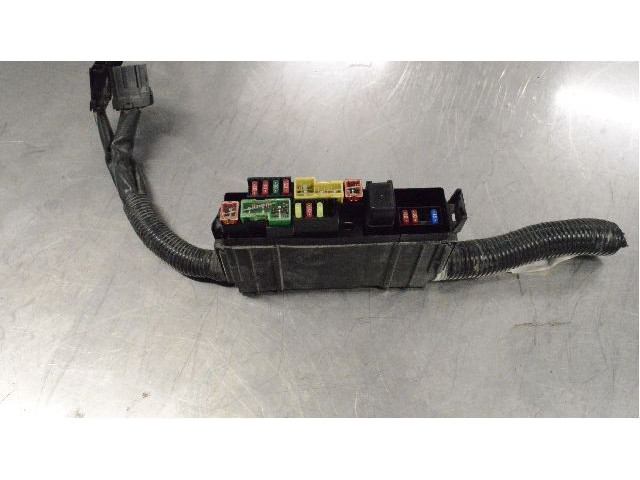 Pojistková skříňka 24382-EW70B Nssan Leaf I (ZE0) 2012