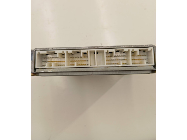 Блок управления двигателем Блок управления 8966113090, 1752008132 Toyota Corolla Verso E121
