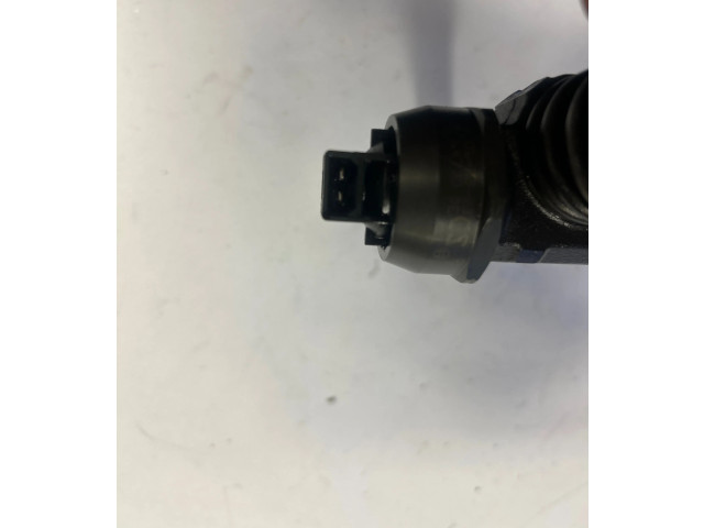 Форсунка 038130073    Volkswagen Touran I   