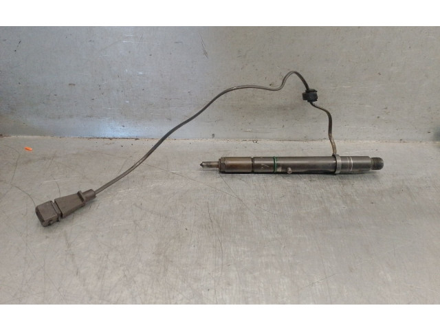 Форсунка 0432133833 Audi A6 S6 C5 4B AFB