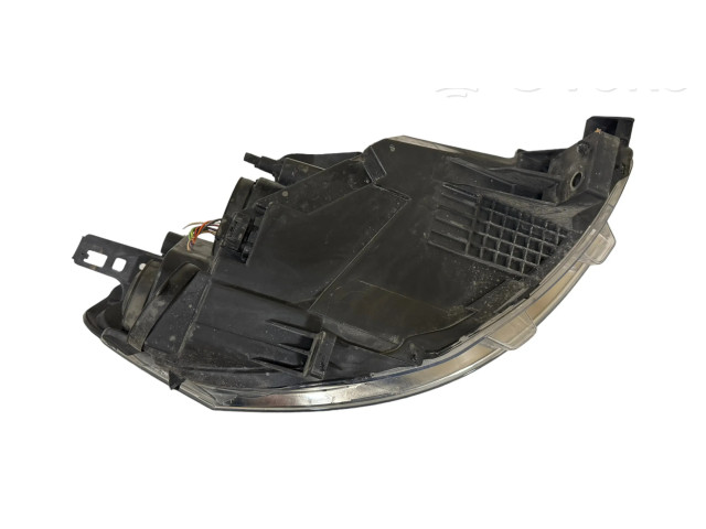 Передняя фара