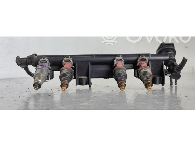 Топливная рампа 7700109066 Renault Clio II