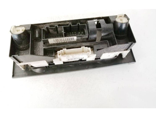 Блок управления климат-контролем 6Y0819045K Skoda Fabia Mk1 (6Y)