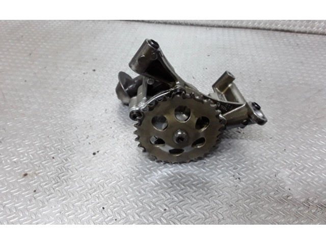 Масляный насос 038115105B Skoda Fabia Mk2 (5J)