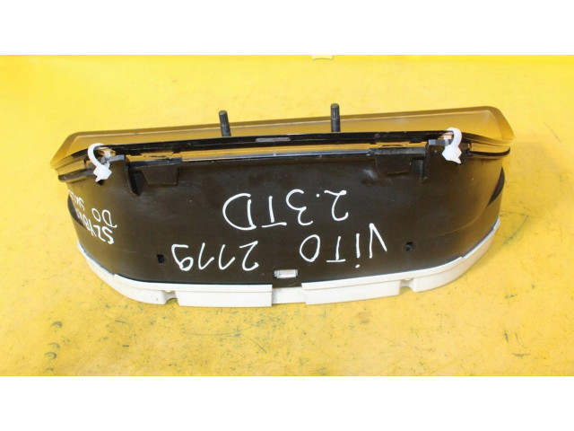 Přístrojová deska Mercedes-Benz Vito Viano W638 2000