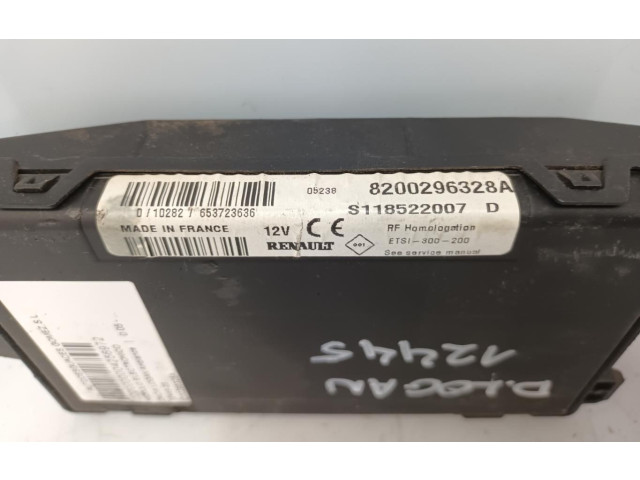 Блок управления двигателя 8200296328A Dacia Logan I