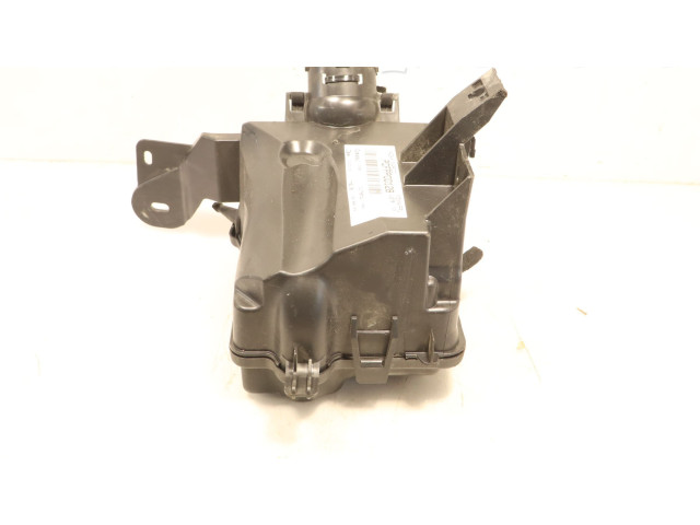 Pojistková skříňka Peugeot 301 2015