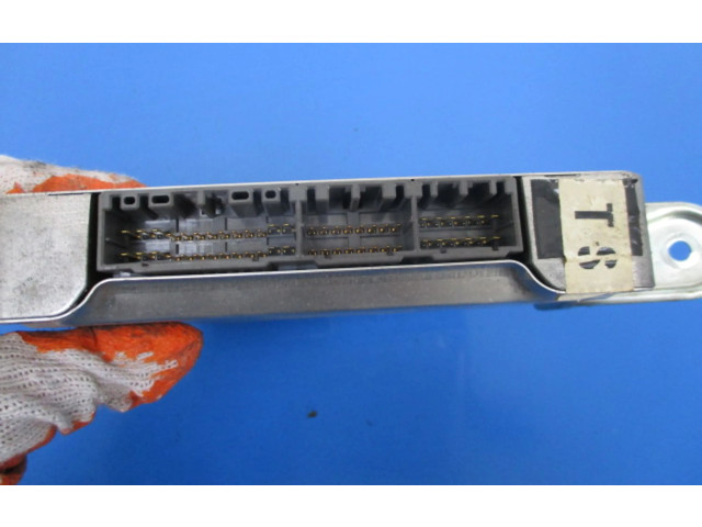 Řídící jednotka Toyota Carina T170 1992