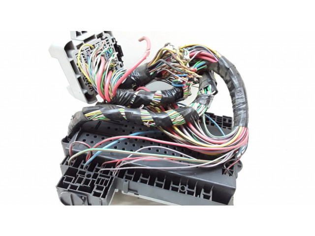 Pojistková skříňka 8688562, 8645716 Volvo S60 2002