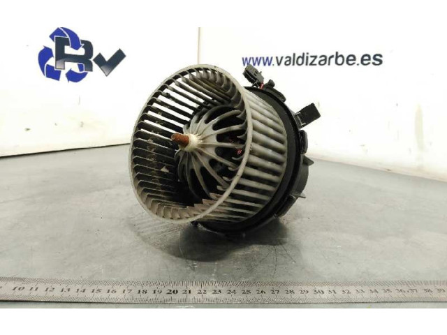 Вентилятор печки    8K2820021   Audi A5 8T 8F