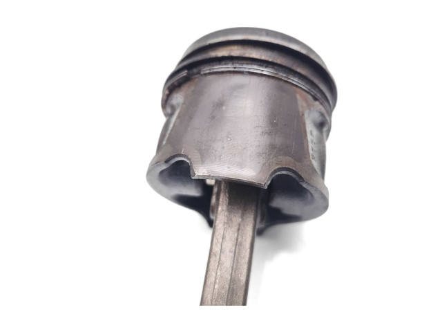 Píst K9K832 Renault Megane III K9K832