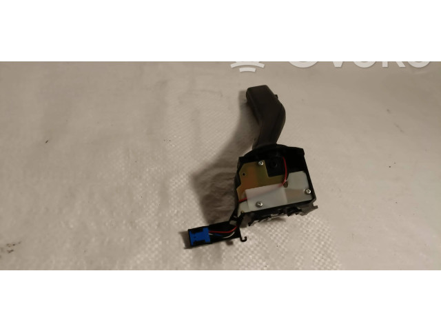 Ручка стеклоочистителей 1K0953519K, SW000   Volkswagen Caddy