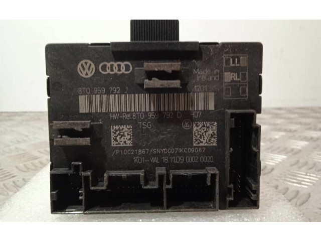 Řídící jednotka 8T0959792D, PUERTADELANTERA Audi A5 Sportback 8TA 2010