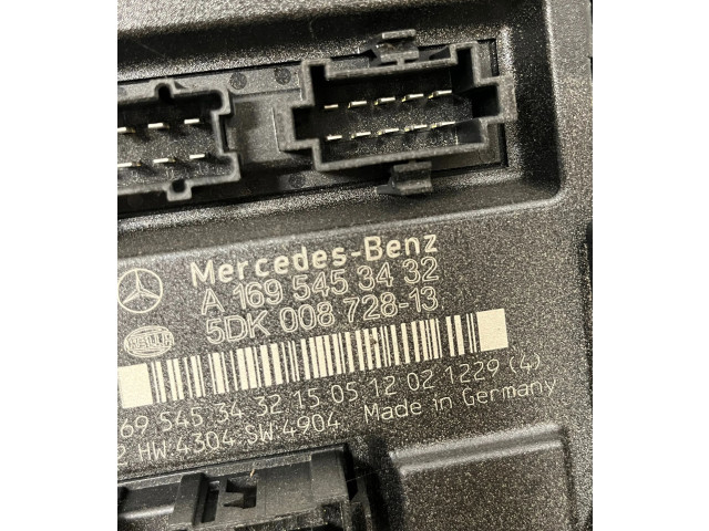 Pojistková skříňka 1695453432, 5DK00872813 Mercedes-Benz A W169 2006