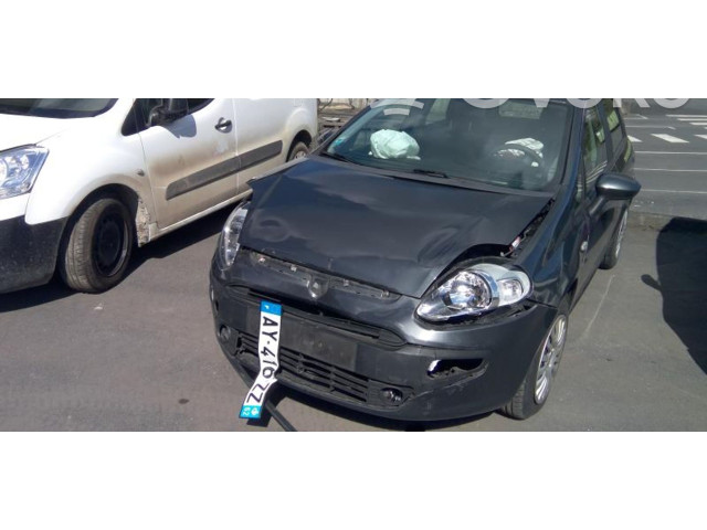 Интеркулер  71771141   Fiat Grande Punto 