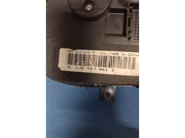 Панель приборов 1J0919861B Volkswagen Bora