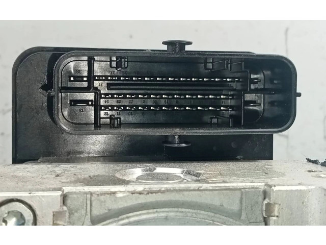 Блок АБС 5Q0614517CS Skoda Octavia Mk3 (5E) 2013 - 2019 года