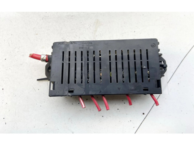 Блок предохранителей 9162323, 9162323 Volvo V70