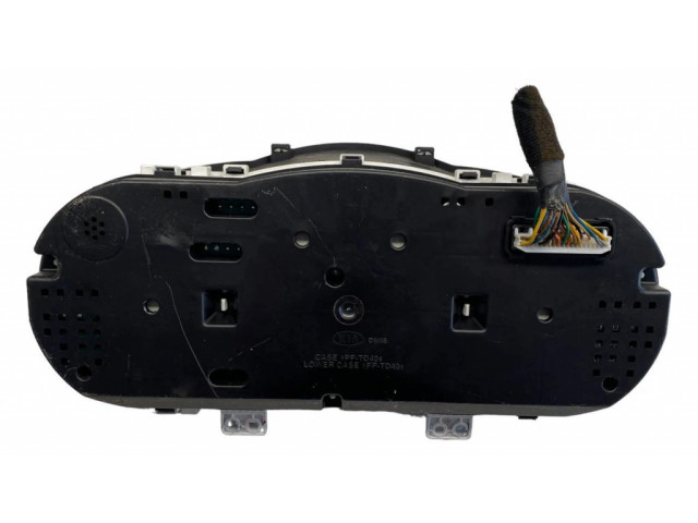 Панель приборов 1164001630, 94023A4210   KIA Carens III       