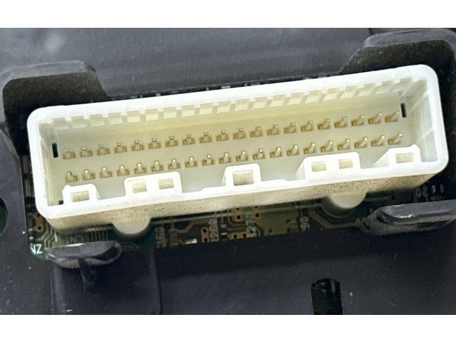 Přístrojová deska Nissan Juke I F15 2012 1KA1CZXJP, 1010210009