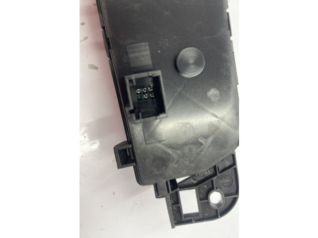 Блок управления климат-контролем 98.075.402   Opel Combo E