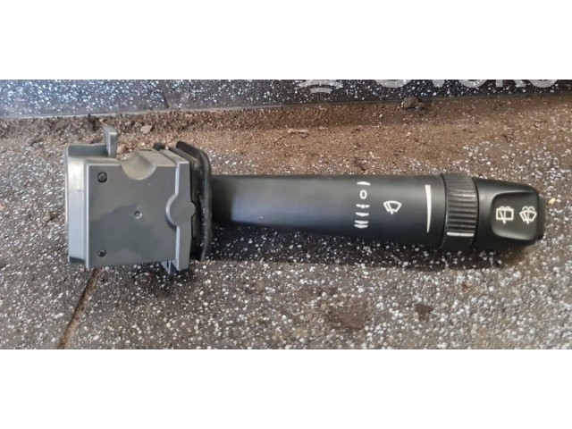 Ручка стеклоочистителей 8691545 Volvo V70