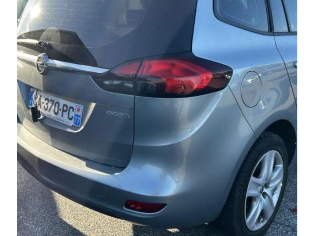 Přístrojová deska Opel Zafira C 2012